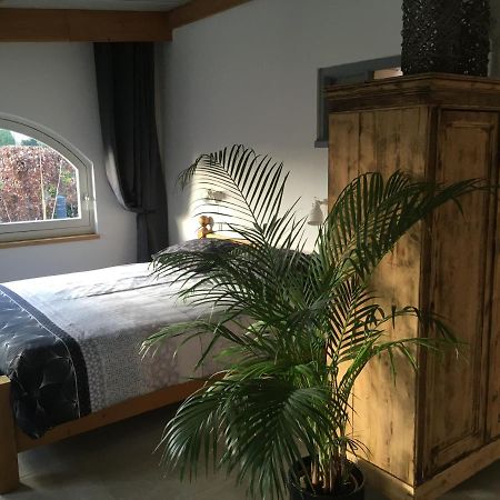 Bed and Breakfast Beukenhof Molenschot Exterior foto